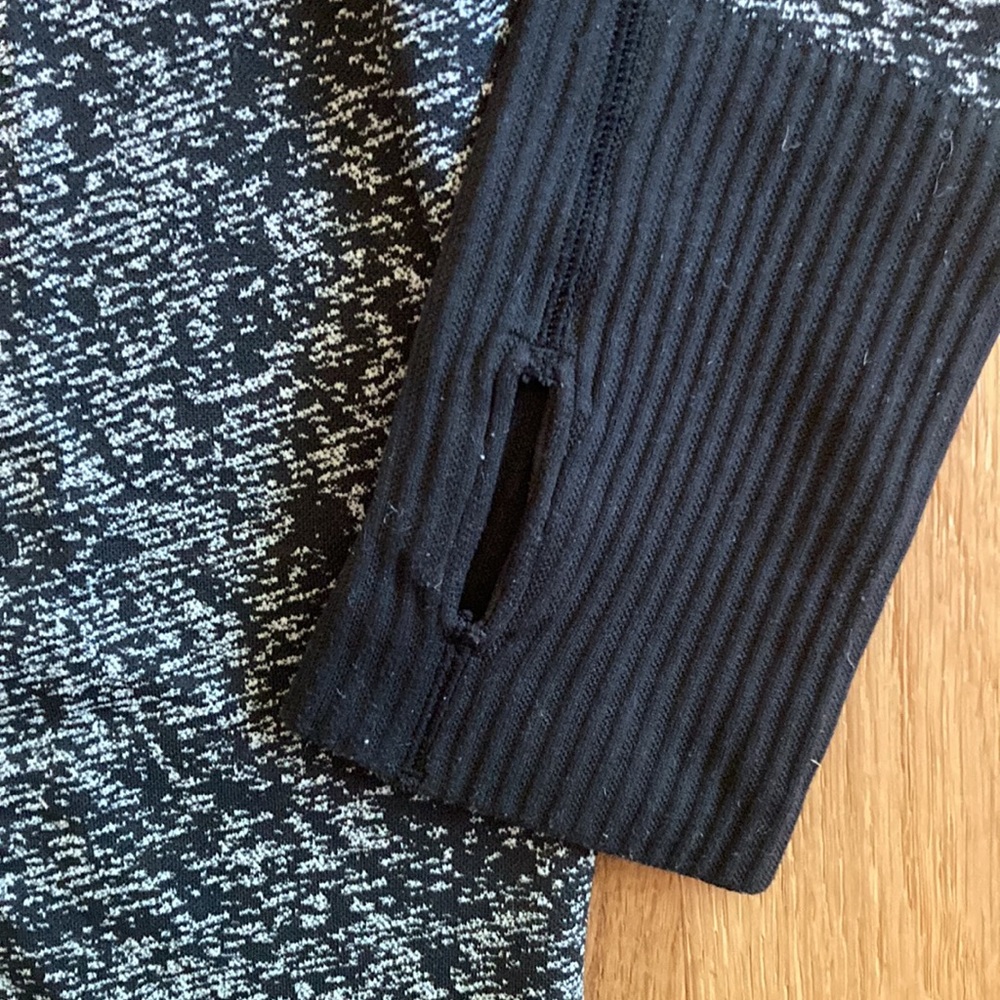 Lululemon Quarter Zip - Picture 3 of 6